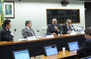 Read more about the article CPI dos Fundos de Pensão: Barusco gerenciava propina da Sete Brasil, mesmo após sair da empresa