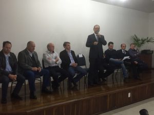 Read more about the article Deputado Sérgio Souza acompanha visita do ministro da Saúde ao Hospital Bom Jesus
