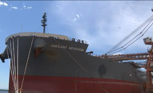 deputado sergio souza navio 300x182 - Paraná exporta 87 mil toneladas de soja para Amsterdã, na Holanda