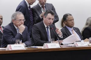 Read more about the article Ministro Paulo Guedes explica Reforma da Previdência na Comissão de Finanças