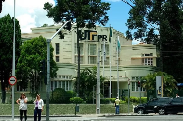 Câmara dos Deputados aprova voto de louvor à Universidade Tecnológica Federal do Paraná