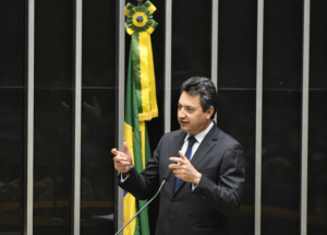 deputado plenario 300x215 - Projeto de Sérgio Souza já previa prisão em segunda instância desde 2016