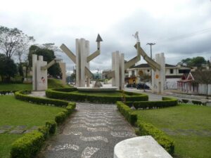 Almirante Tamandaré Junta Comercial 1 1 300x225 - Deputado Sergio Souza destina R$ 23.657.739,50 para Almirante Tamandaré. Confira as demandas