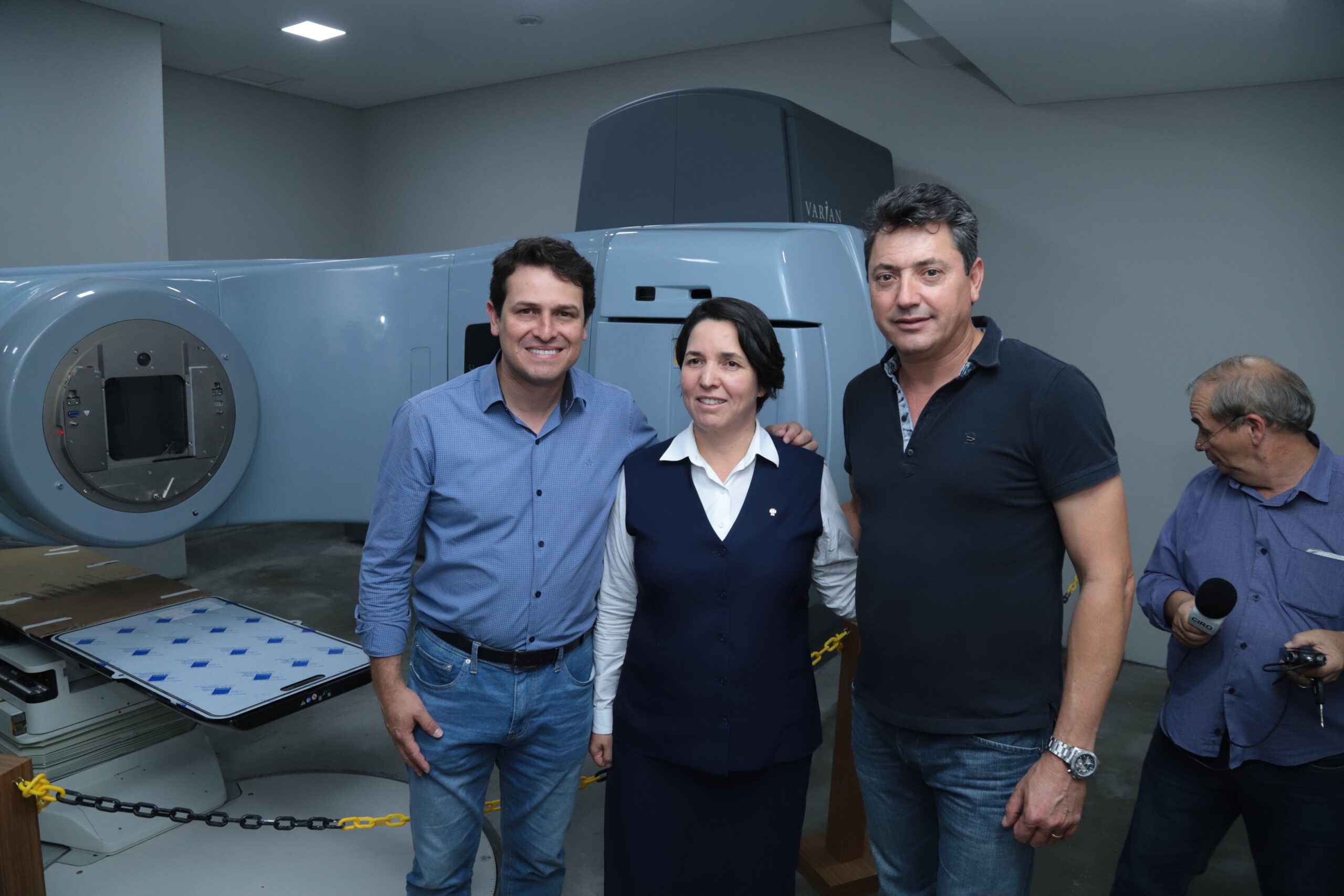 Read more about the article Câncer: Hospital da Providência realiza 897 sessões de radioterapia graças a equipamento viabilizado pelo deputado Sergio Souza