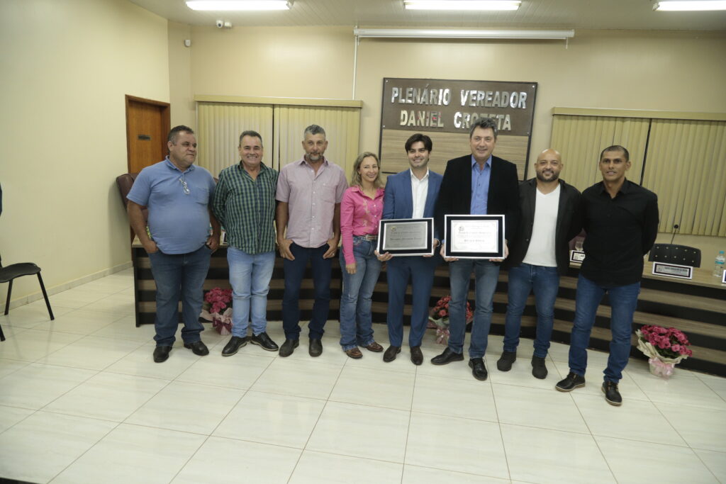 MG 0456 1024x683 - Sérgio Souza é agraciado com o título de Cidadão Honorário da cidade de Arapuã.